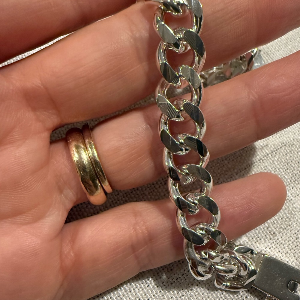 Silver Chunky Bracelet - Picture 3 of 7